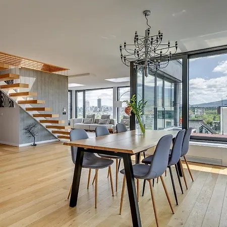 360 Stunning View 2 Floors Penthouse 3bd 2ba Apartment *