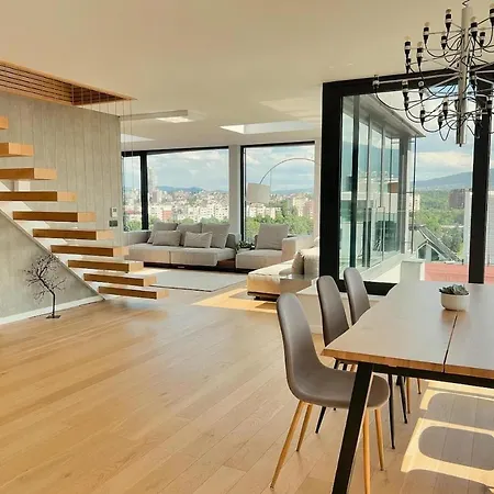 360 Stunning View 2 Floors Penthouse 3bd 2ba Sofia