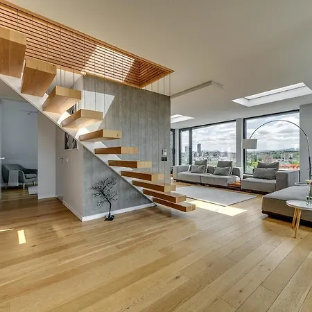 360 Stunning View 2 Floors Penthouse 3bd 2ba